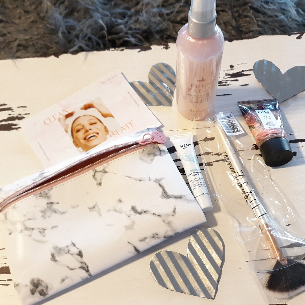 5pc bundle.. Ipsy skin care with bag..nwot